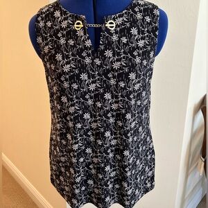 New Nine West Sleeveless Black and White Floral Top with Gold Accent